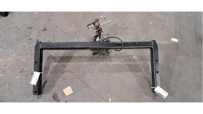 Hak holowniczy Audi Q5