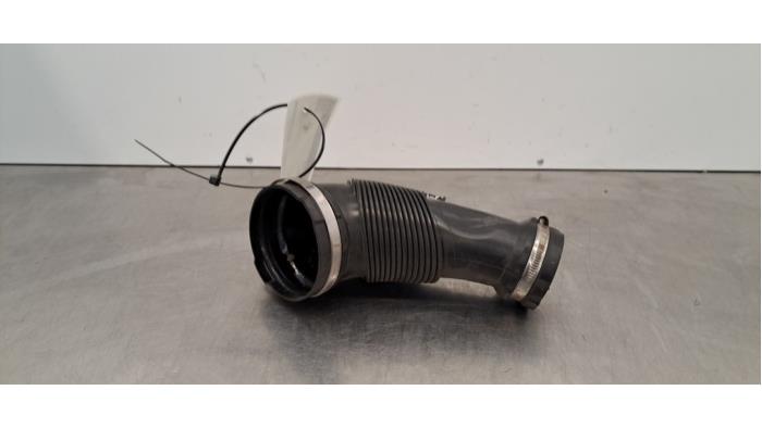 Всмоктувальний шланг Повітря Audi Q5