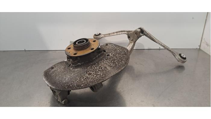 Fusee rechts-voor Audi Q5