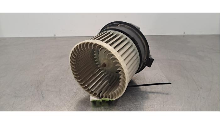 Kachel Ventilatiemotor Opel Corsa