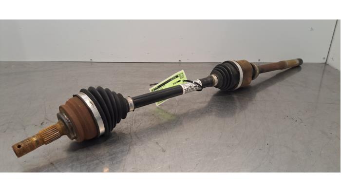 Dešinysis priekinis varantysis velenas Opel Corsa