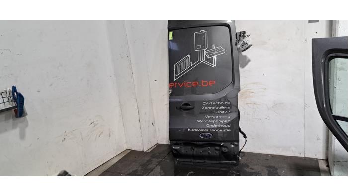 Задні двері автобуса-автобуса Ford Transit