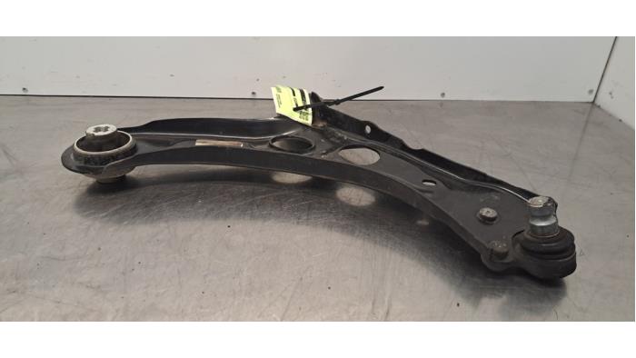 Draagarm rechts-voor Opel Corsa