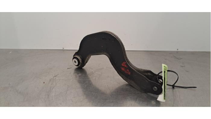 Wahacz zawieszenia lewy tyl Mercedes CLA