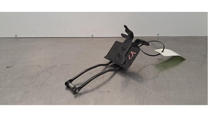 Door catch van right Ford Transit