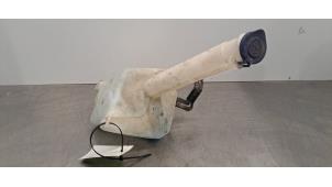 Gebruikte Ruitensproeiertank voor Ford Ranger 2.0 EcoBlue 16V 4x4 Prijs € 66,55 Inclusief btw aangeboden door Autohandel Didier