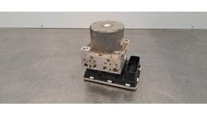 Gebruikte ABS Pomp Volkswagen Amarok 3.0 TDI V6 24V 4Motion Prijs € 859,10 Inclusief btw aangeboden door Autohandel Didier