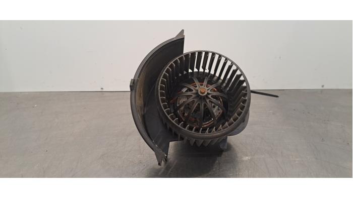 Kachel Ventilatiemotor Volkswagen Amarok