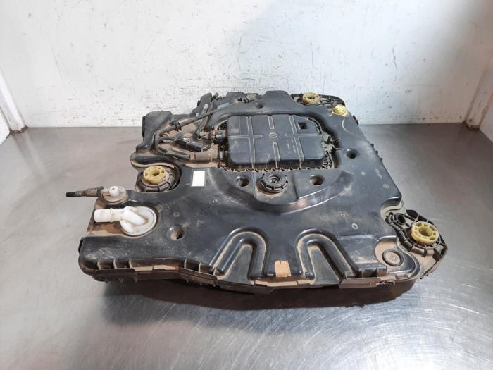 Zbiornik AdBlue DS Automobiles Ds3 Crossback