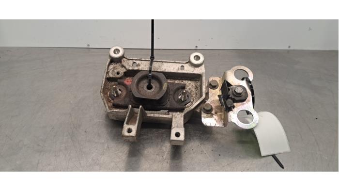 Motorsteun Nissan Micra