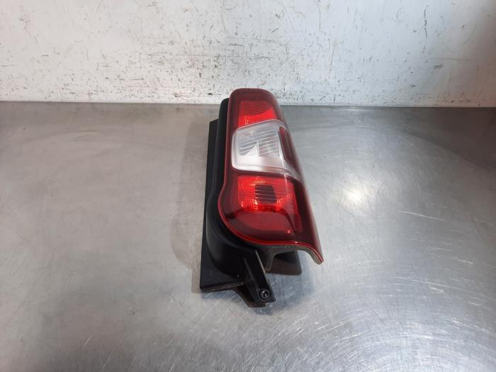 Dešinysis galinis žibintas Peugeot Partner