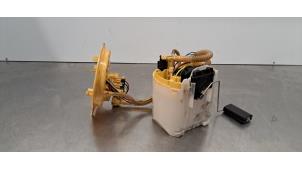 Gebruikte Tank element Pomp BMW X5 (G05) xDrive 30d 3.0 24V Prijs € 133,10 Inclusief btw aangeboden door Autohandel Didier