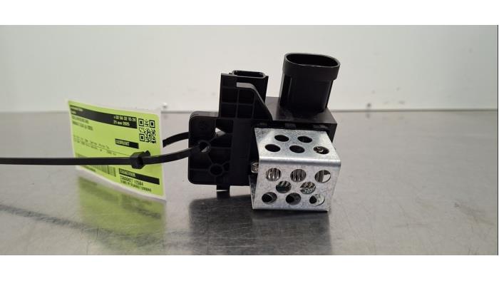 Koelvinweerstand Renault Clio