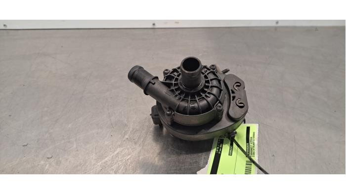 Extra waterpomp Renault Clio