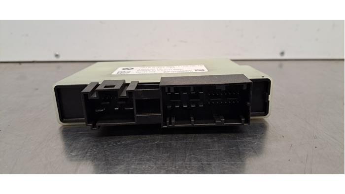 Adblue Computer van een BMW X5 (G05) xDrive 30d 3.0 24V 2020