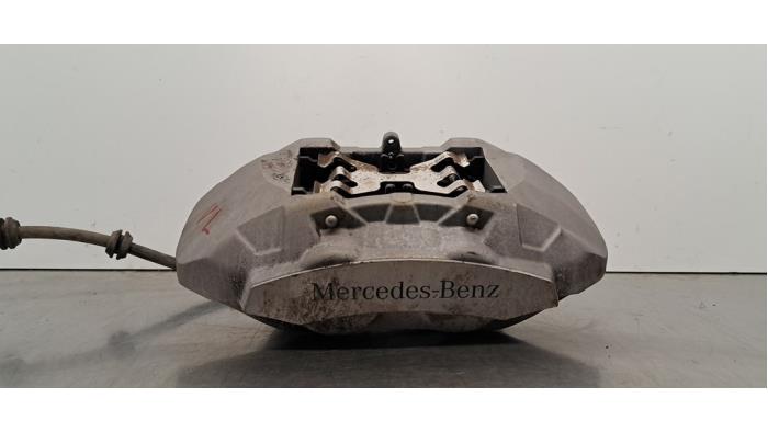 Remklauw (Tang) links-voor Mercedes EQC