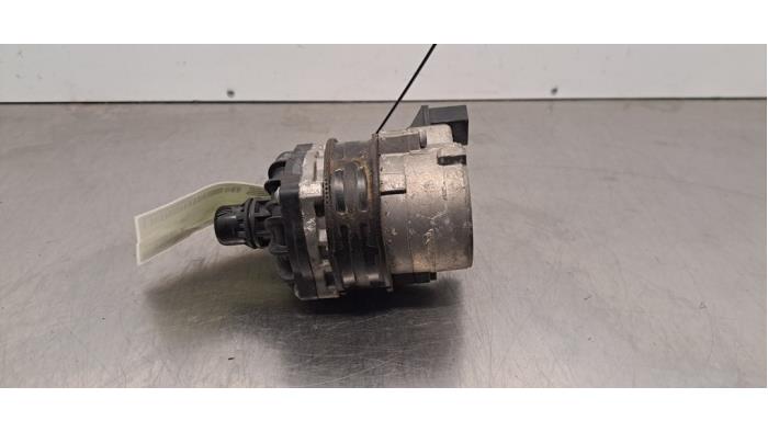 Extra waterpomp Mercedes EQC