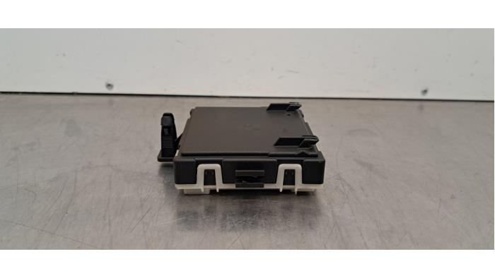 Módulo de cierre centralizado Mercedes EQC