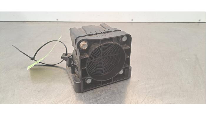 Haut-parleur VESS Mercedes EQC