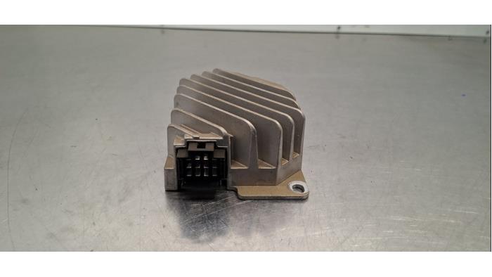 Amplificateur radio Mercedes EQC