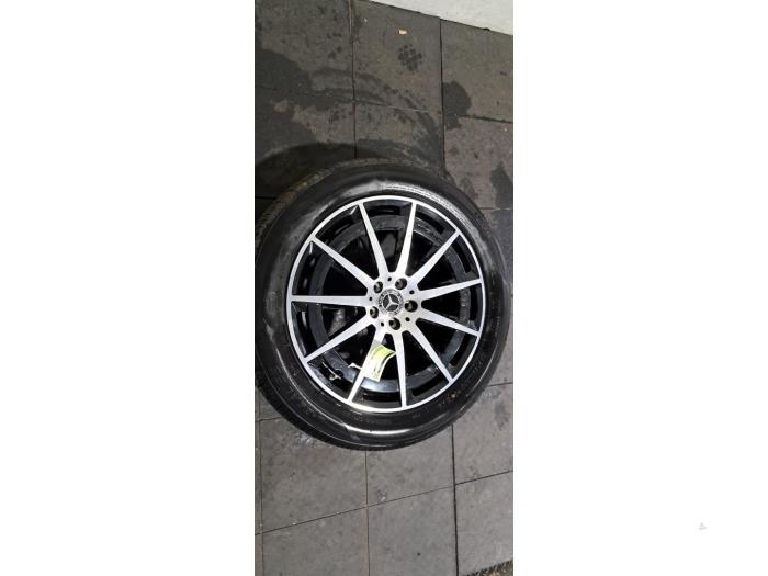 Velg + Band Mercedes EQC