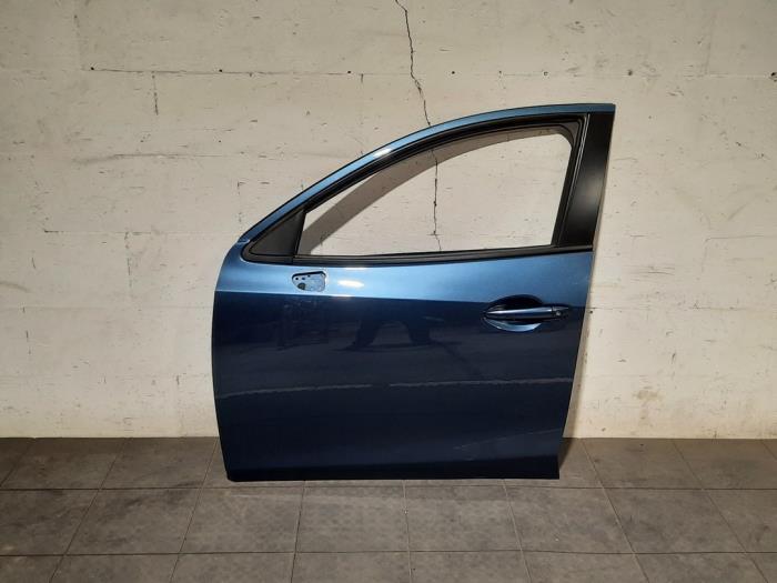 Portier 4Deurs links-voor Mazda 2.