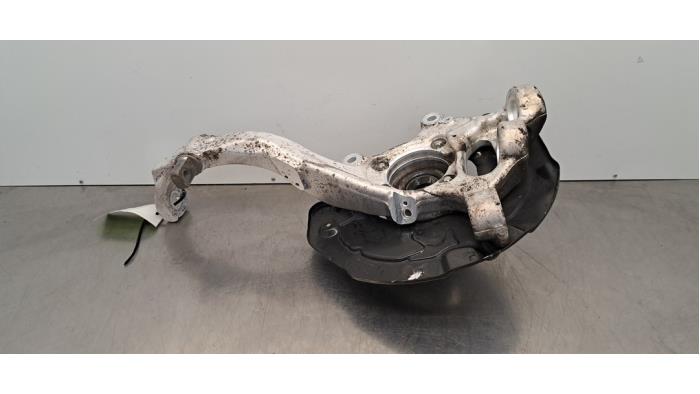 Fusee rechts-voor Mercedes EQC