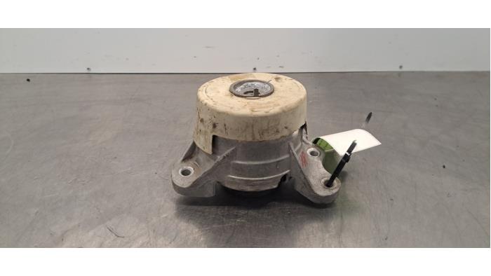 Motorsteun Mercedes EQC