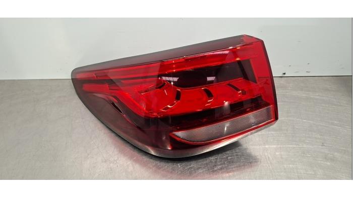 Feu arrière gauche MG ZS