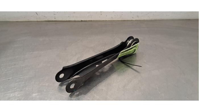 Draagarm links-achter MG MG4