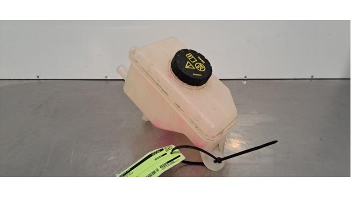 Zbiornik rozprezny MG MG4