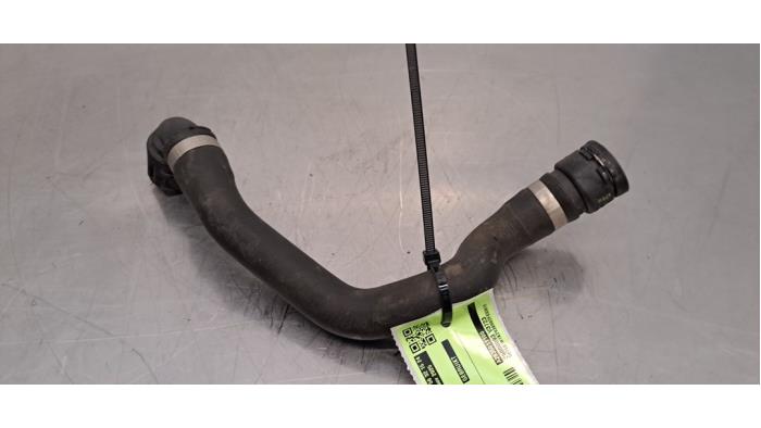 Radiateurslang Mercedes EQC