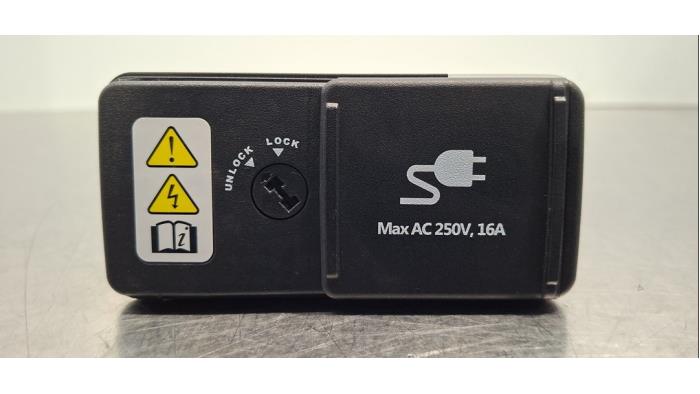 Oplaadpunt stekker aansluiting