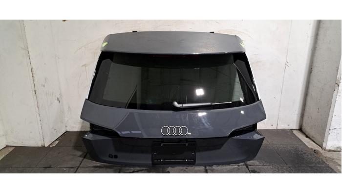 Portón trasero Audi E-Tron