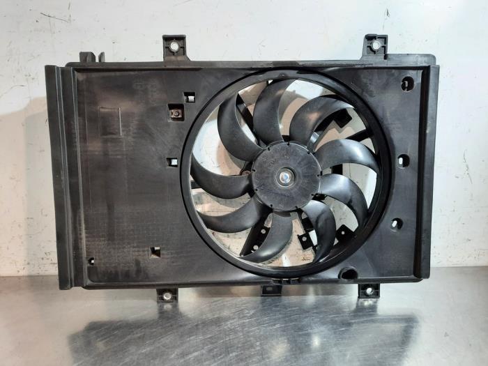 Cooling fans Mazda 2.