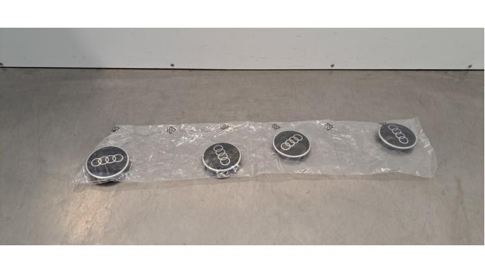 Ensemble enjoliveur Audi E-Tron