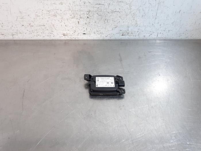 Radar sensor Mazda 2.