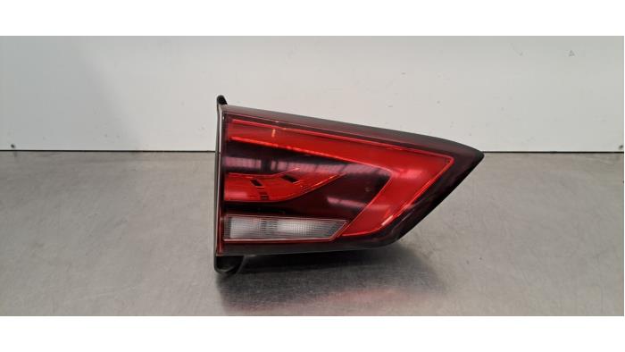 Feu arrière gauche MG ZS