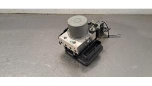 Gebruikte ABS Pomp MG ZS EV Long Range 70 kWh Prijs € 266,20 Inclusief btw aangeboden door Autohandel Didier