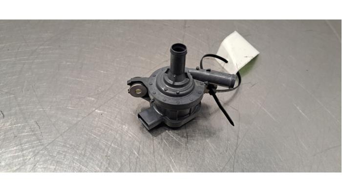 Extra waterpomp Toyota C-HR