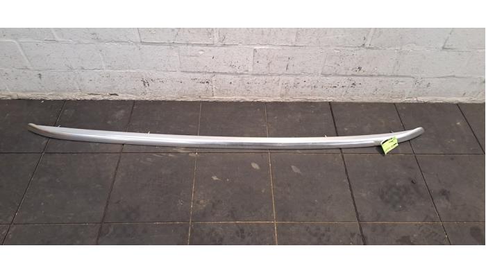 Rail de toit gauche Audi E-Tron