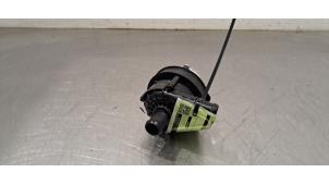 Gebruikte Extra waterpomp Citroen C3 (CB/CC) ë-C3 44 kWh Prijs € 54,45 Inclusief btw aangeboden door Autohandel Didier