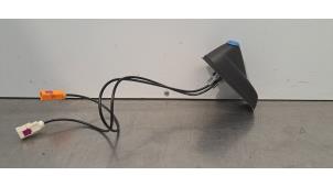 Gebruikte Antenne Citroen C3 (CB/CC) ë-C3 44 kWh Prijs € 36,30 Inclusief btw aangeboden door Autohandel Didier