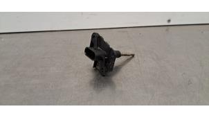 Gebruikte Luchtmassameter BMW X5 (G05) xDrive50e 3.0 24V Prijs € 36,30 Inclusief btw aangeboden door Autohandel Didier