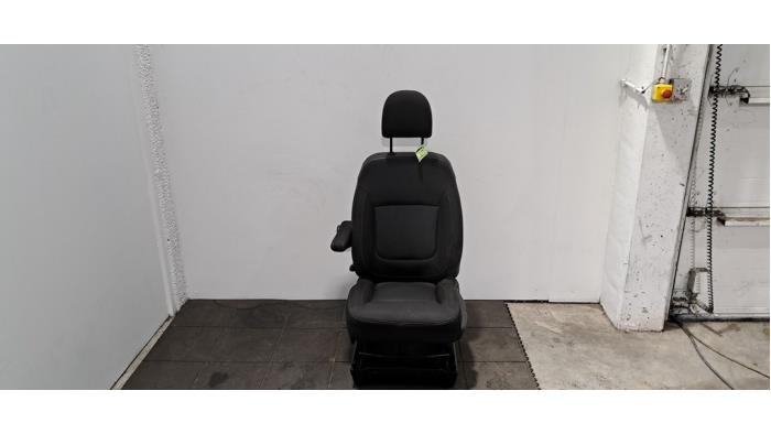 Siège gauche Renault Trafic