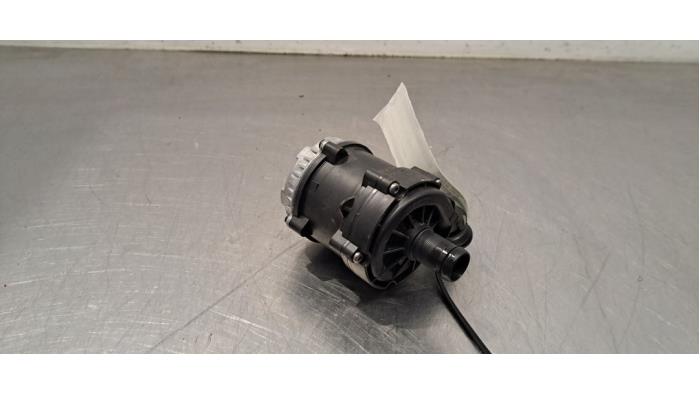 Pompe à eau supplémentaire Renault Trafic