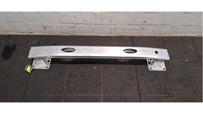 Cadre pare-chocs arrière Opel Vivaro
