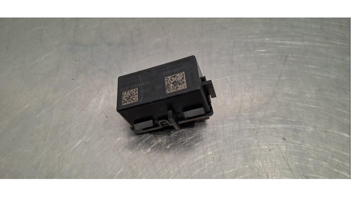 Serrure de contact électronique Audi A6