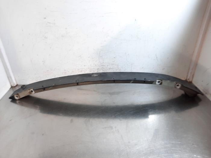 Cadre pare-chocs avant Volvo XC60