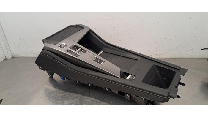 Console centrale Peugeot 408